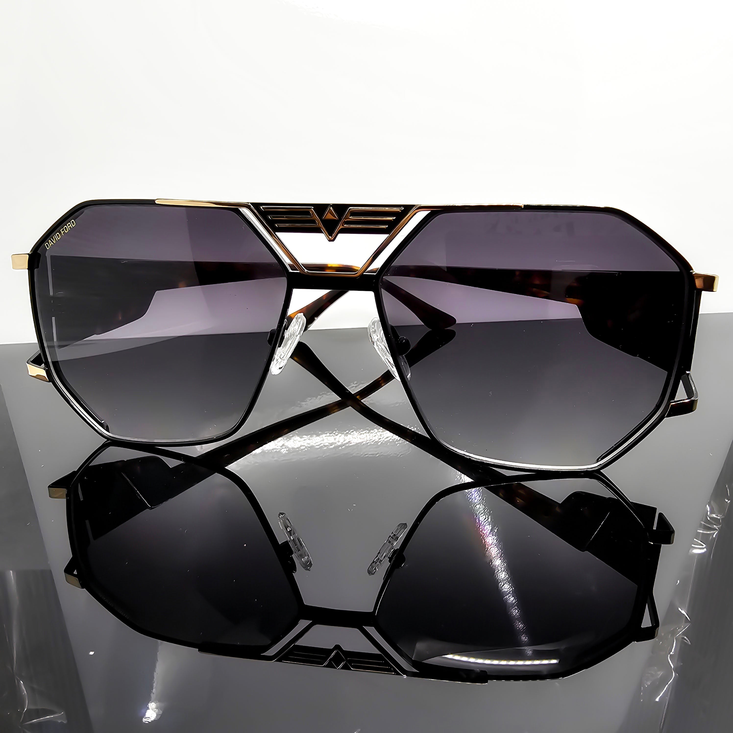 Executive 23 Gold – Luxury Unisex Eyewear by David Ford