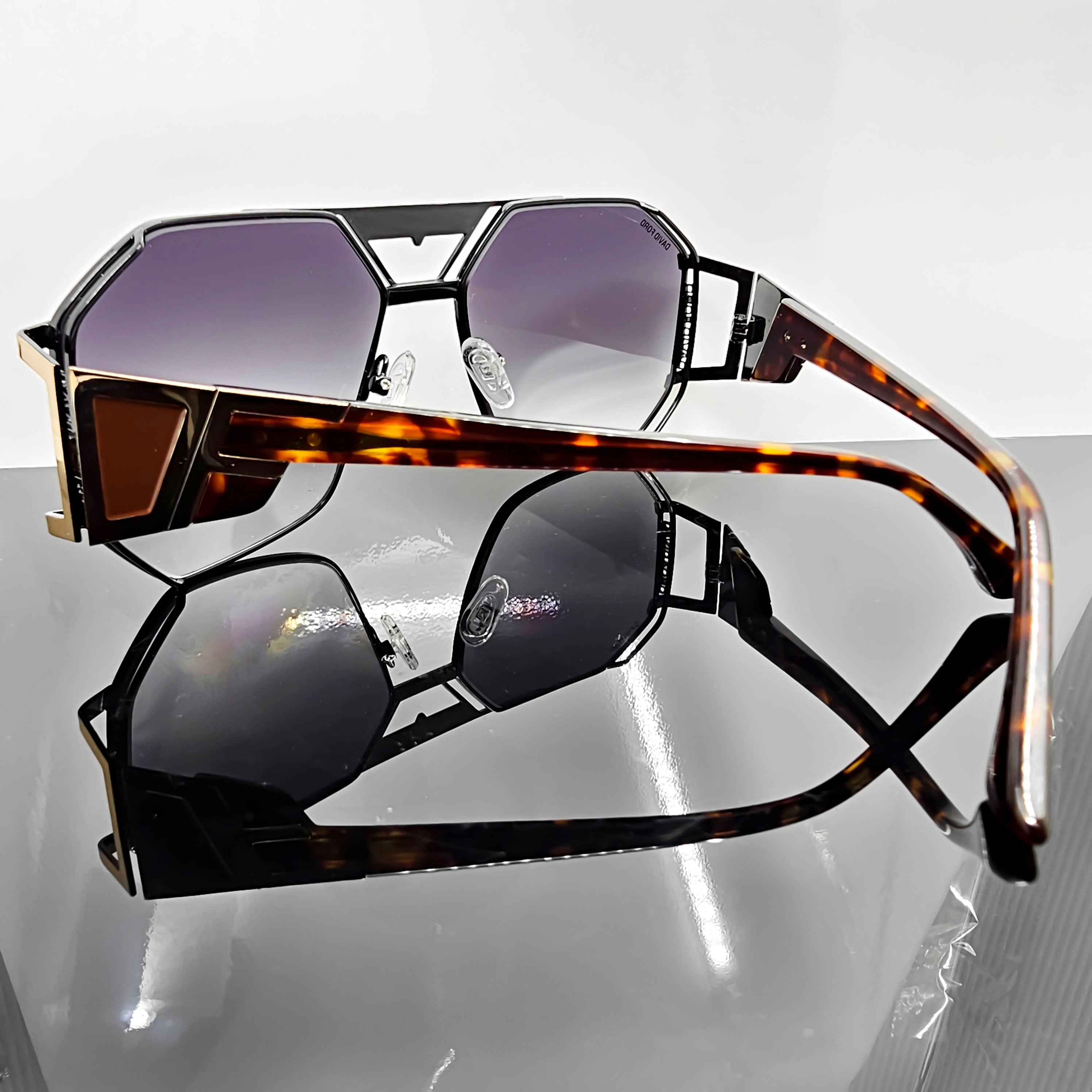 Executive 23 Gold – Luxury Unisex Eyewear by David Ford
