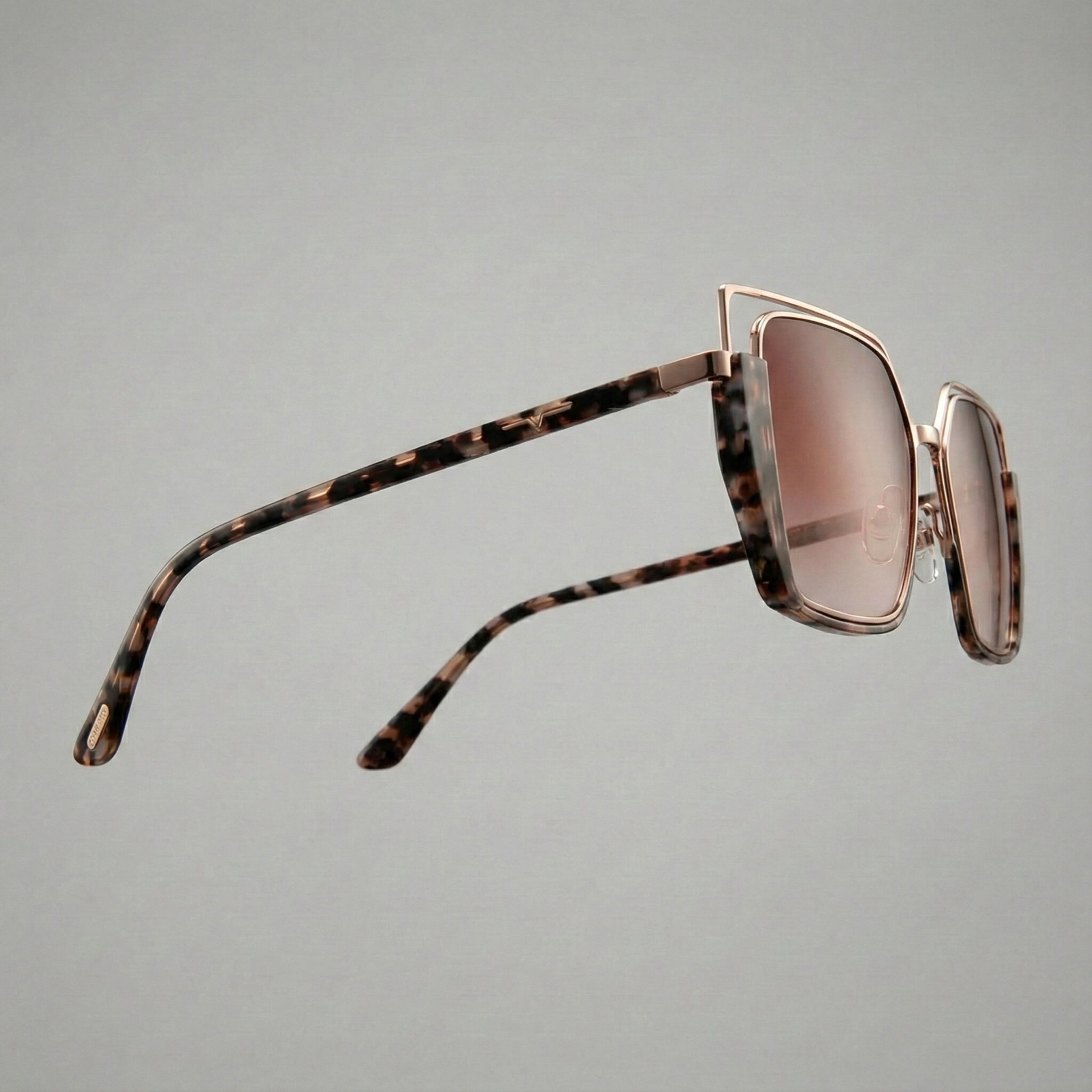 The Dorothy Eyewear – Luxury Handcrafted Eyewear by David Ford